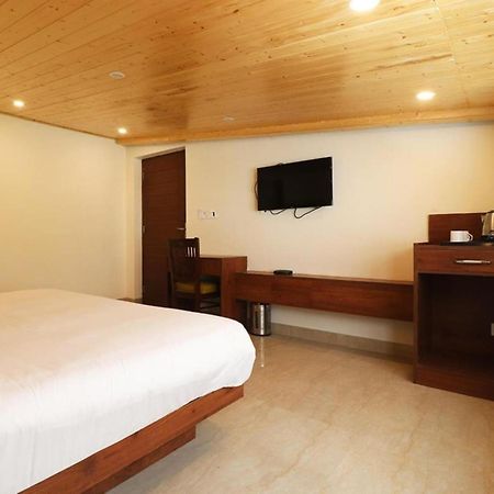 Hotel Mussoorie Heights Дехрадун Экстерьер фото